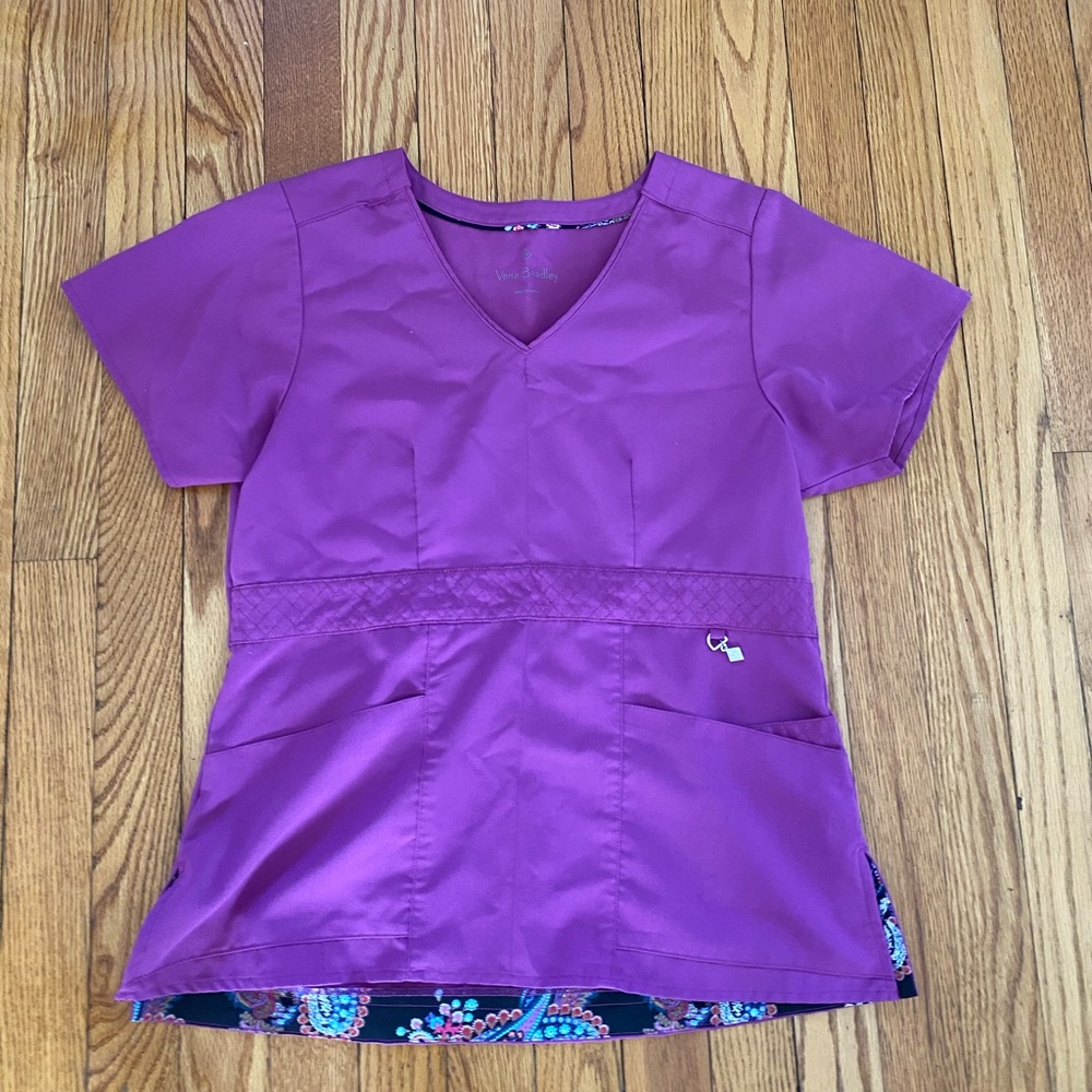 Vera Bradley scrub top